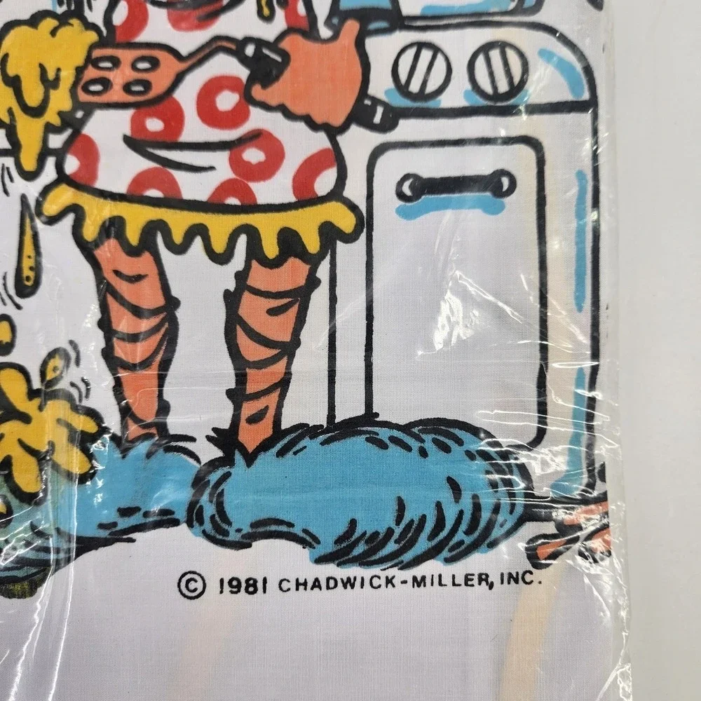 Vintage 1981 Novelty Chef Needs A Kiss Funny Apron NOS‎ Cartoon Gift